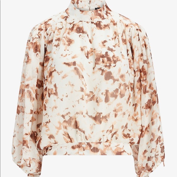 NWT Express printed top - Picture 3 of 5